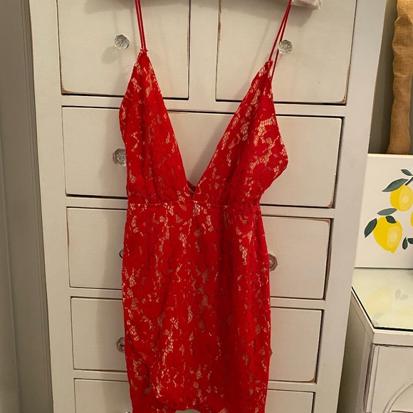 Vivian Deep V Dress - Picture 6 of 9